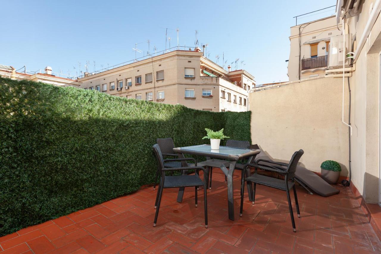 Penthouse In Sagrada Familia Apartment Barcelona Luaran gambar